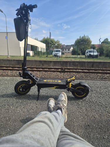 OOTD T10 monopattino elettrico 13.5Ah nero-grigio urbano