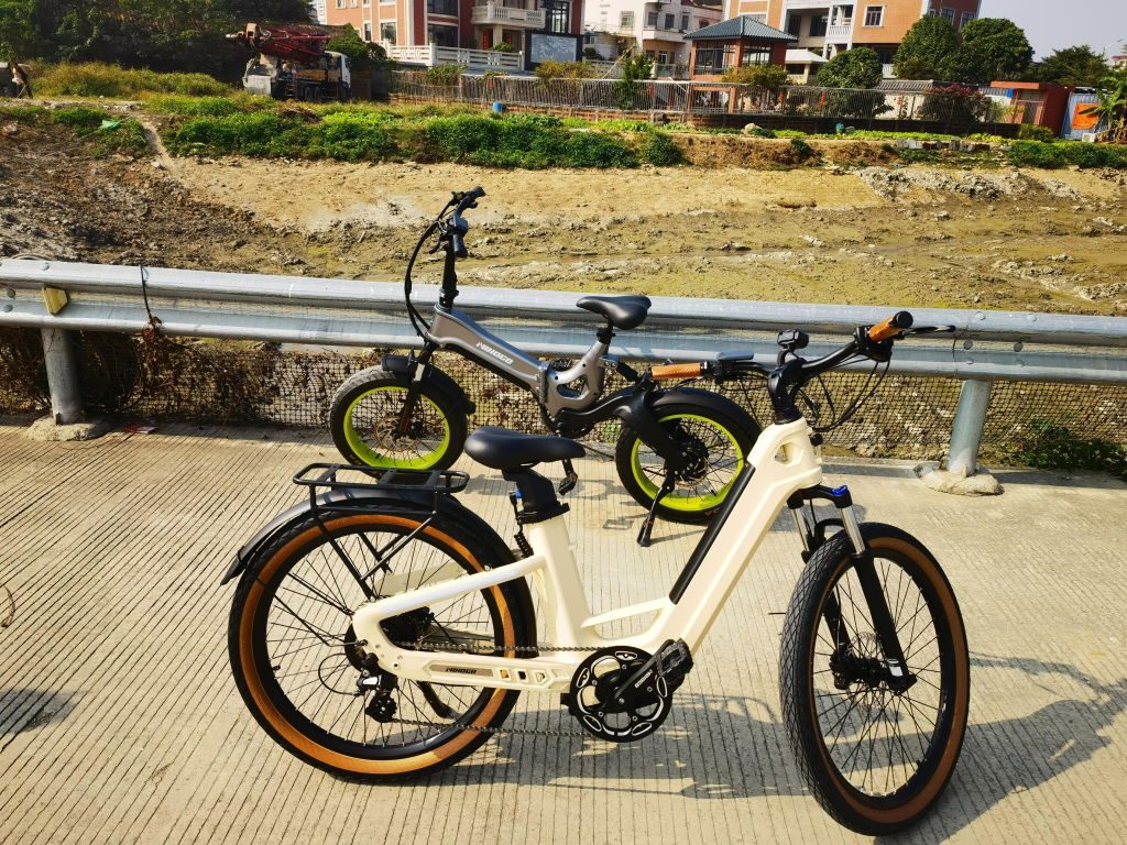 Mihogo Air Carbon e-bike carbonio grigia doppia batteria