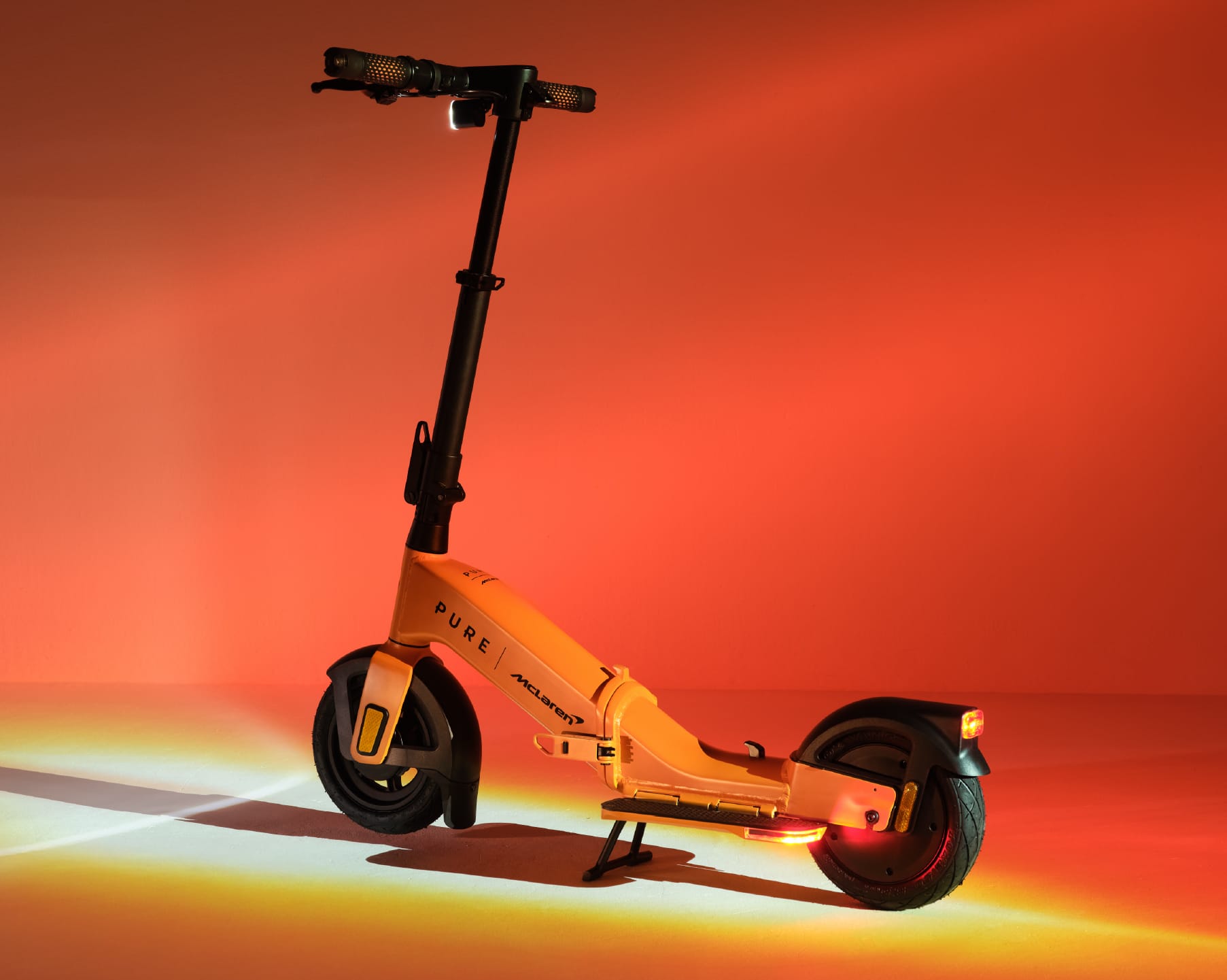 Pure x McLaren Flex monopattino elettrico Papaya 40 km