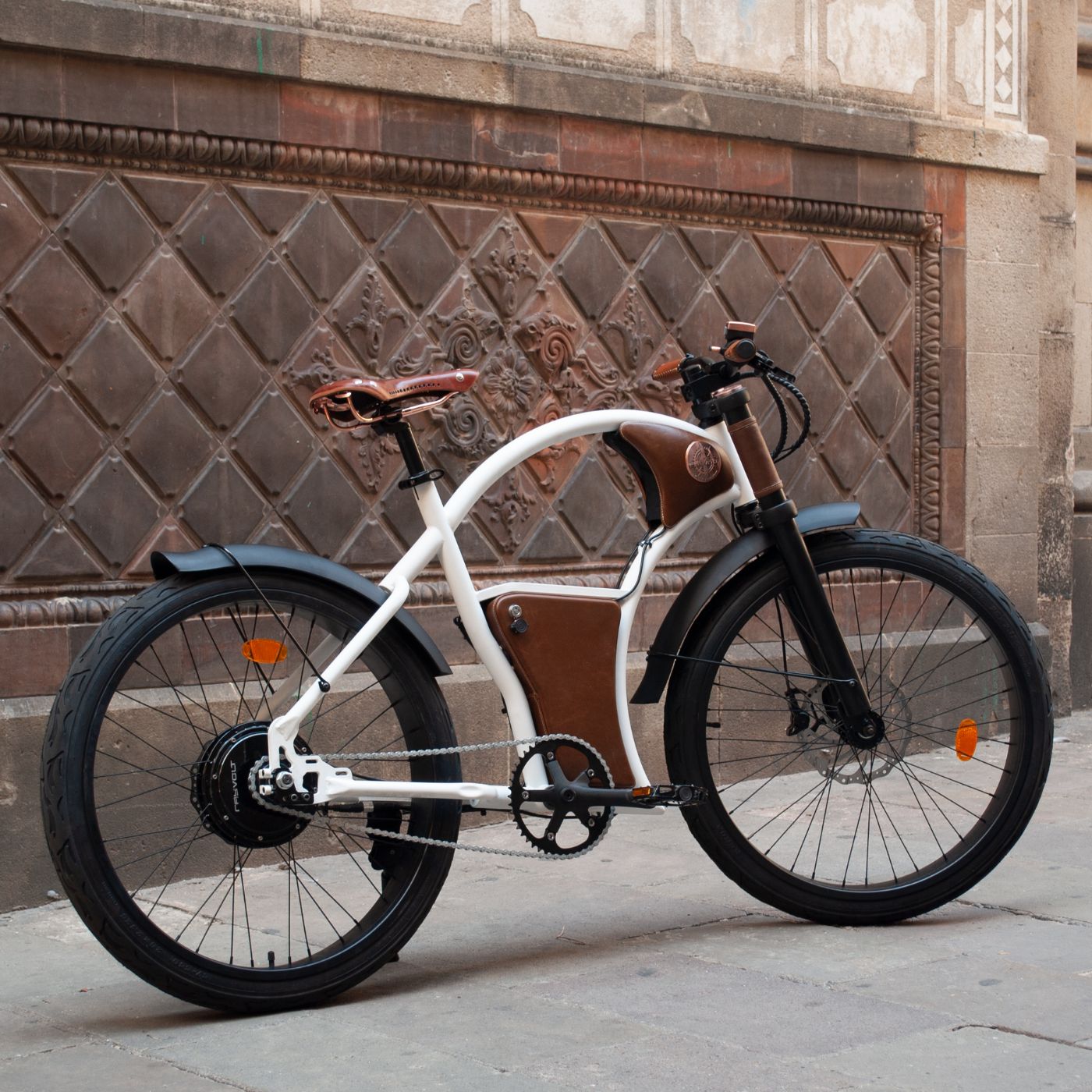 Rayvolt Torino bici elettrica urbana batteria 10.5Ah 40 km