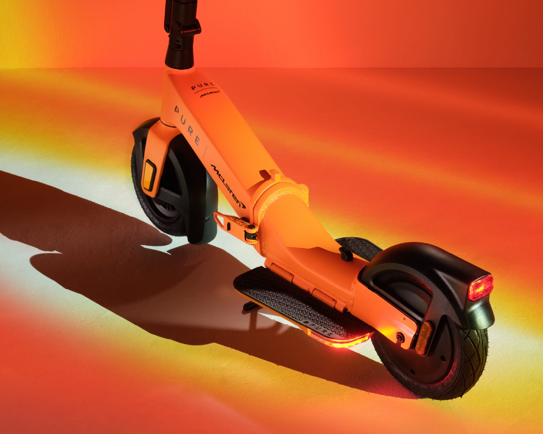 Pure x McLaren Flex monopattino elettrico Papaya 40 km