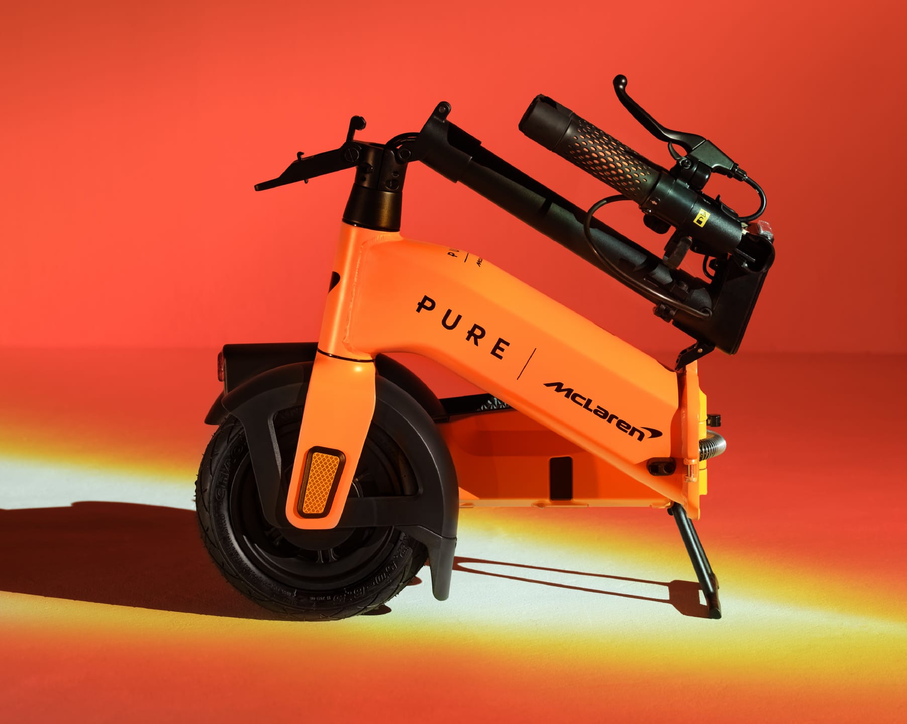 Pure x McLaren Flex monopattino elettrico Papaya 40 km