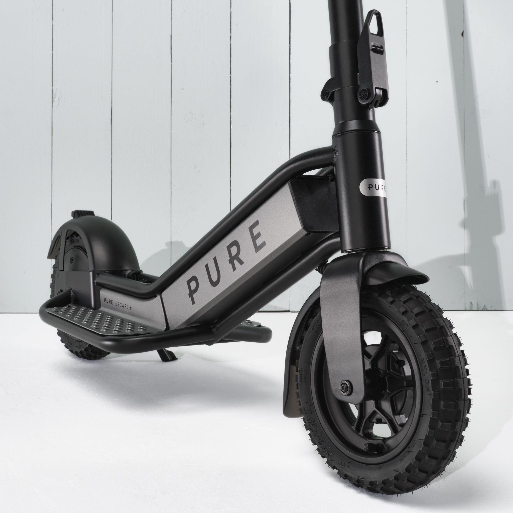 Pure Electric Escape Pro+ monopattino elettrico ricondizionato