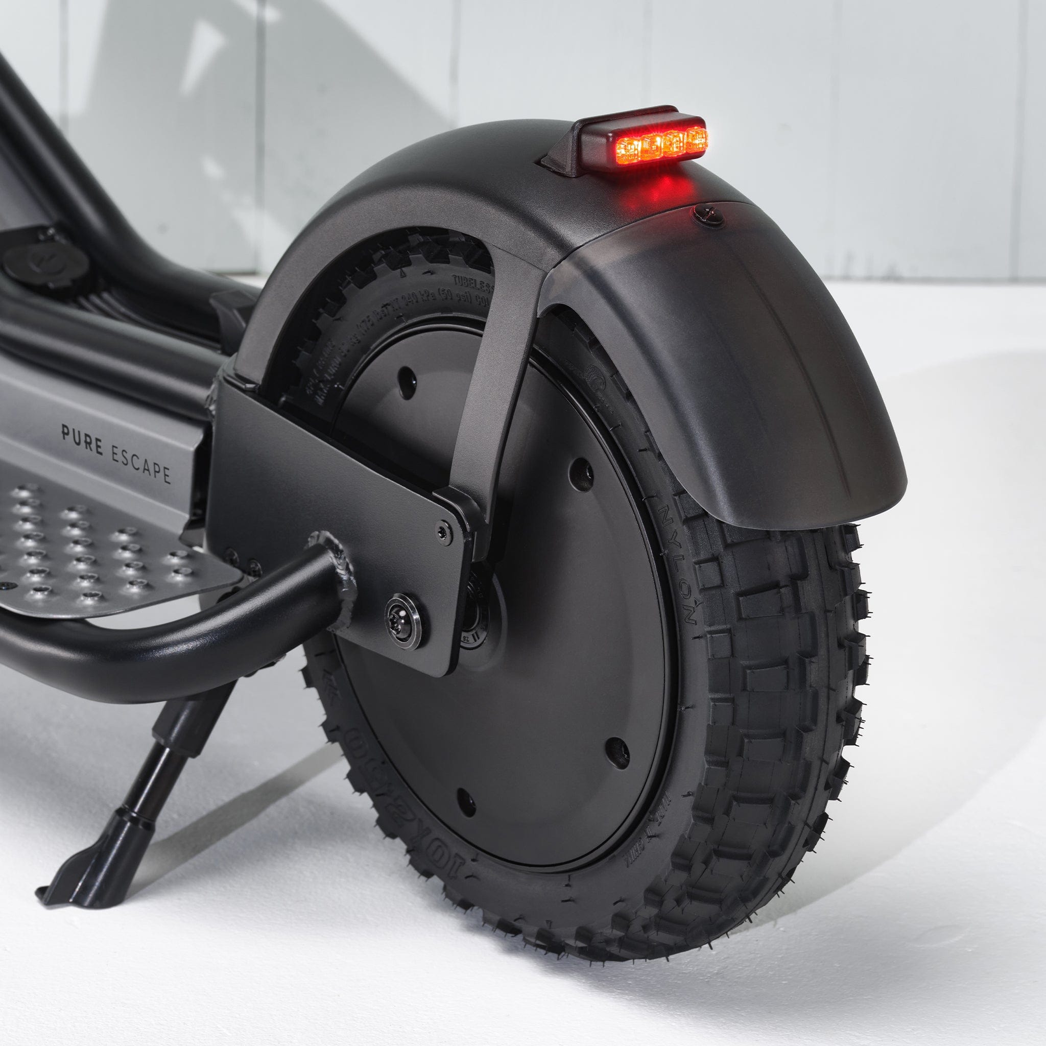 Pure Electric Escape Pro monopattino elettrico ricondizionato 62 km