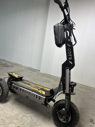 OOTD T30 Monopattino Elettrico Urbano con Sella